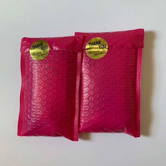 Meet your Posher, Makeyla - Picture 3 of 3